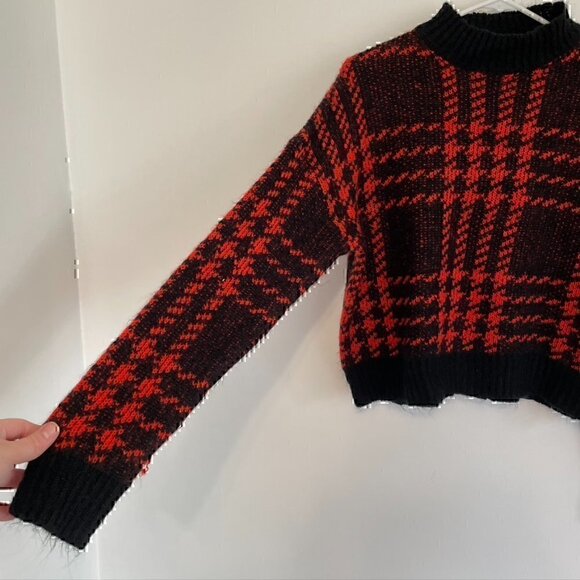 FASHION NOVA Plaid for You Sweater Black Red Mock Neck Cropped Crop Boxy Small S - Picture 7 of 12